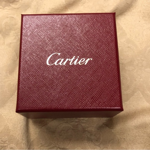 Cartier Love ring 18k yellow gold😍 - Picture 5 of 7